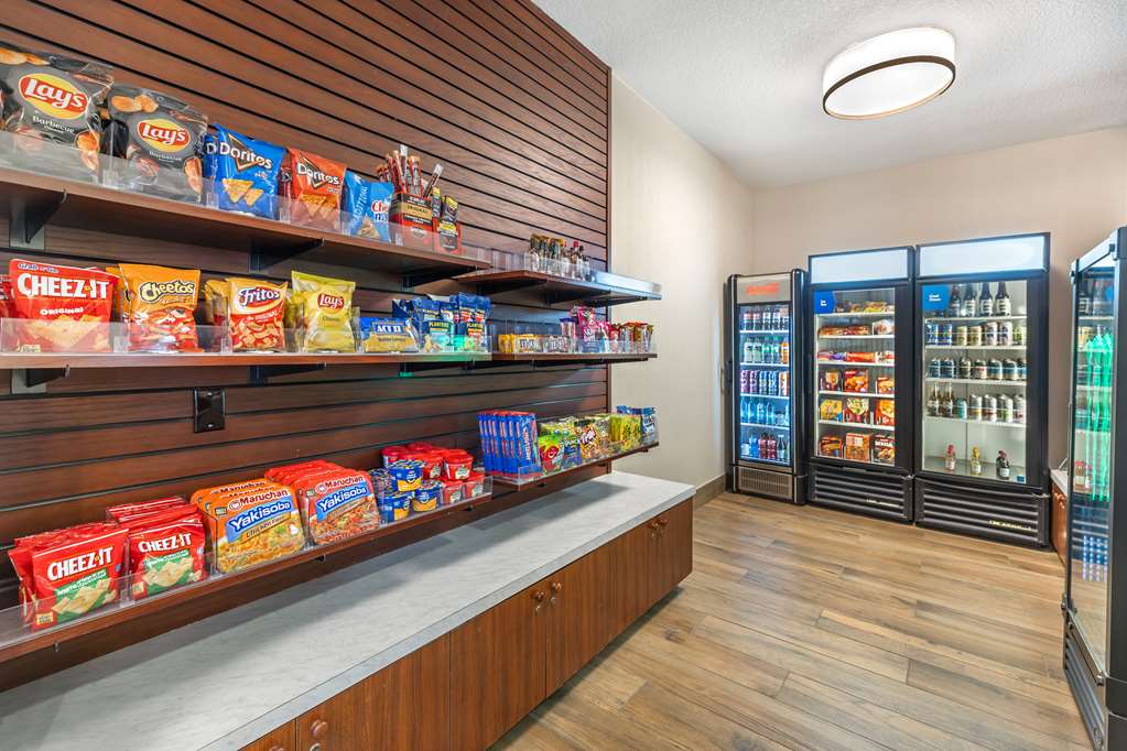 Comfort Suites Redmond Airport - photo 97