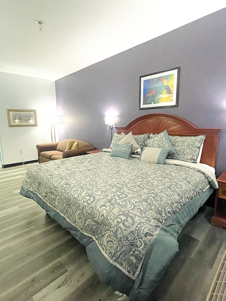 Grand Vista Hotel and Suites - photo 20