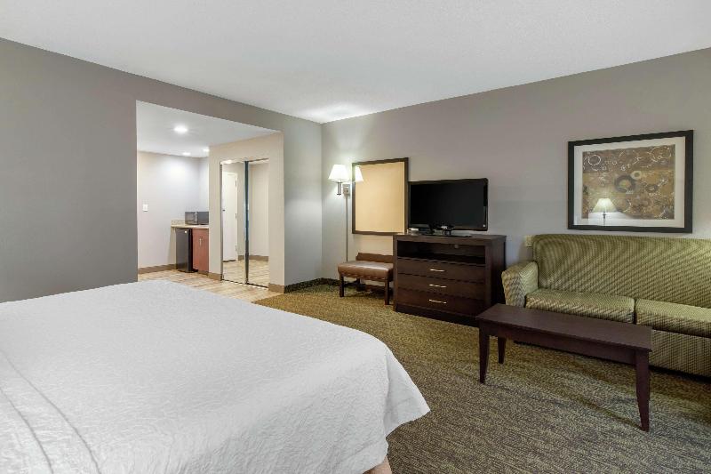 Hampton Inn Mebane - photo 95