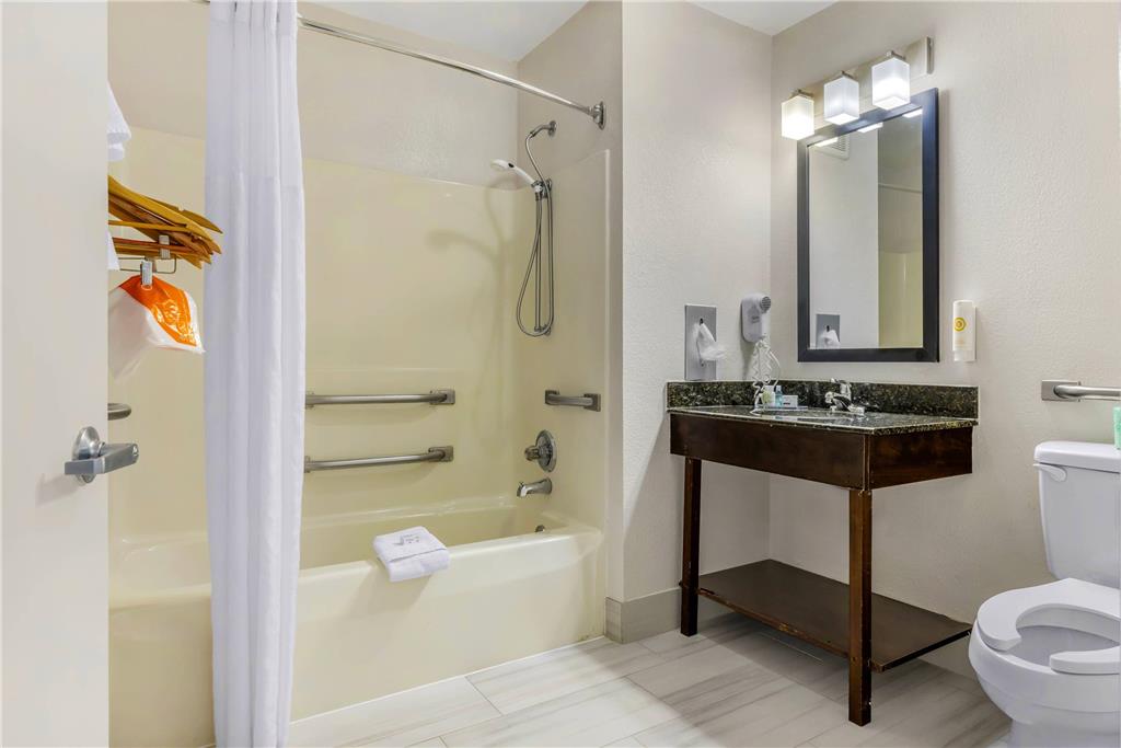 Comfort Inn Bourbonnais near I 57 - photo 11