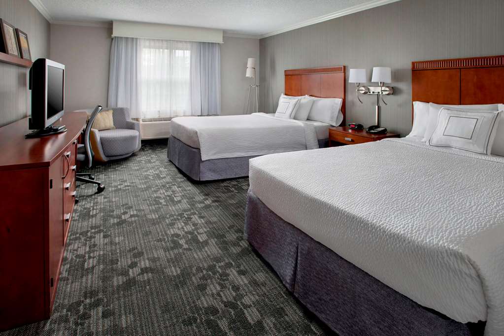 Sonesta Select Tinton Falls Eatontown - photo 7