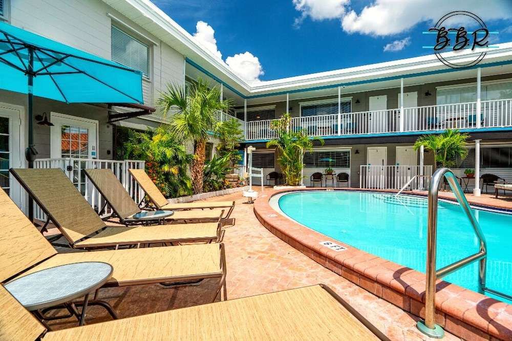 Boutique Beach Retreat - photo 25