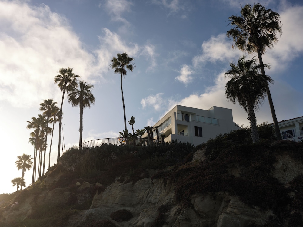 Casa Loma Beach Hotel - photo 33