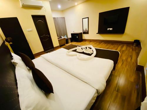 The Cristallo Resort — Bolpur — photo 4