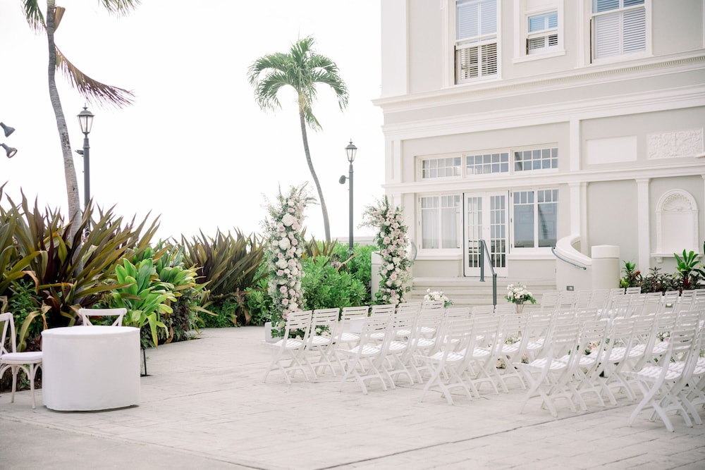 Moana Surfrider A Westin Resort & Spa Waikiki Beach - photo 158
