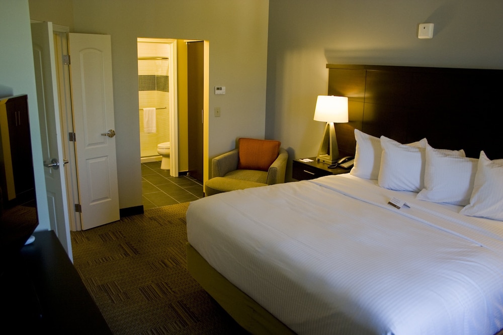 Staybridge Suites Toledo Rossford Perrysburg by IHG - photo 12