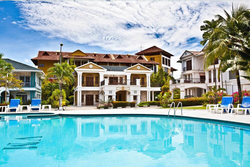 Tiara Labuan Hotel — Labuan — photo 3