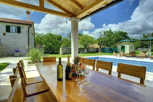 Villa Lucy — 4-Star Luxury Hotel in Barban, Croatia