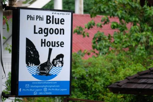 Phi Phi Blue Lagoon in Phi Phi Don, Thailand