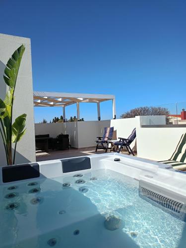 Sunny Palm Villa — 4-Star Luxury Hotel in Ialysos, Greece