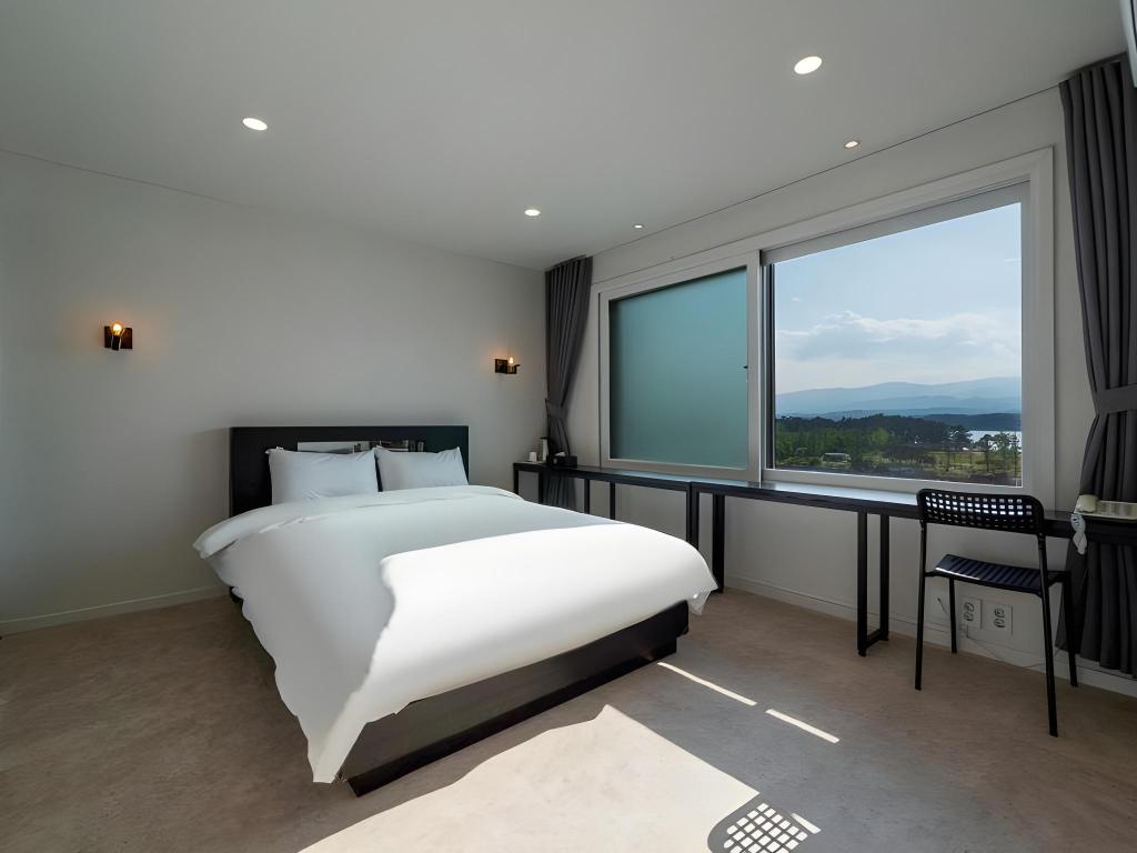 Gangneung Gyeongpodae Swan in Gangneung, South Korea