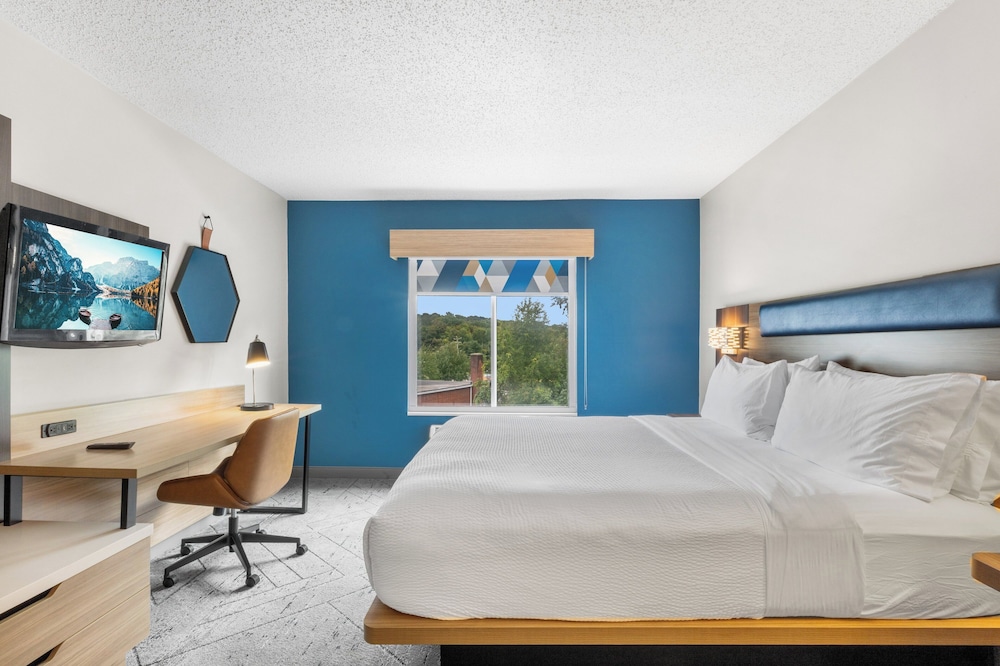 Holiday Inn Express Hartford Newington by IHG - photo 23