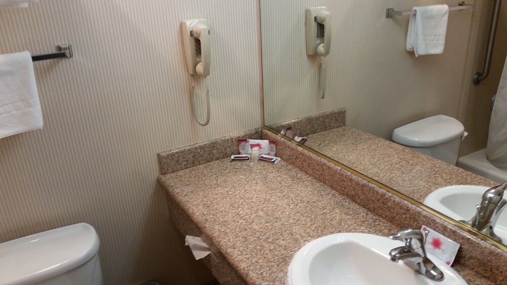 SureStay Hotel by Best Western Castro Valley - photo 21