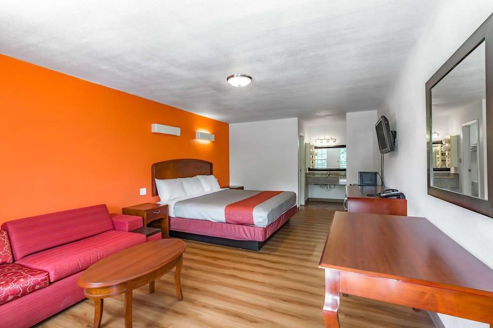 Motel 6 Giddings TX - photo 13
