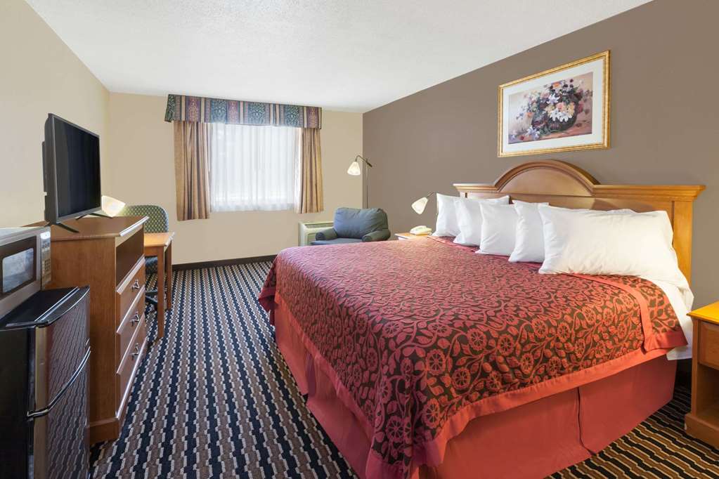 Days Inn by Wyndham Albion - photo 6