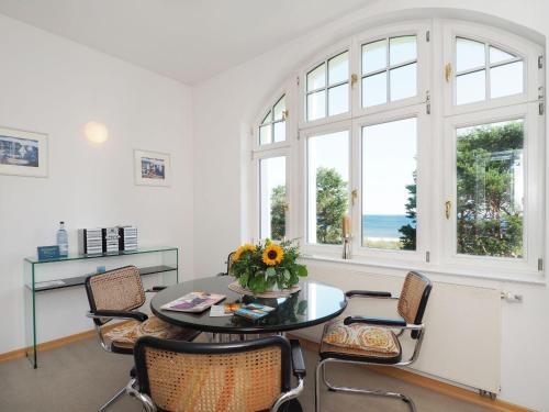 Villa Annelies Wohnung 2 — 4-Star Luxury Hotel in Ahlbeck, Germany