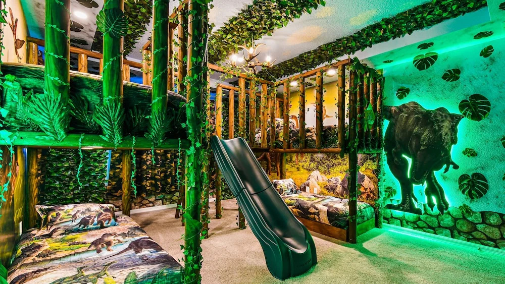 Family Oasis with Themed Rooms & Private Pool - photo 24