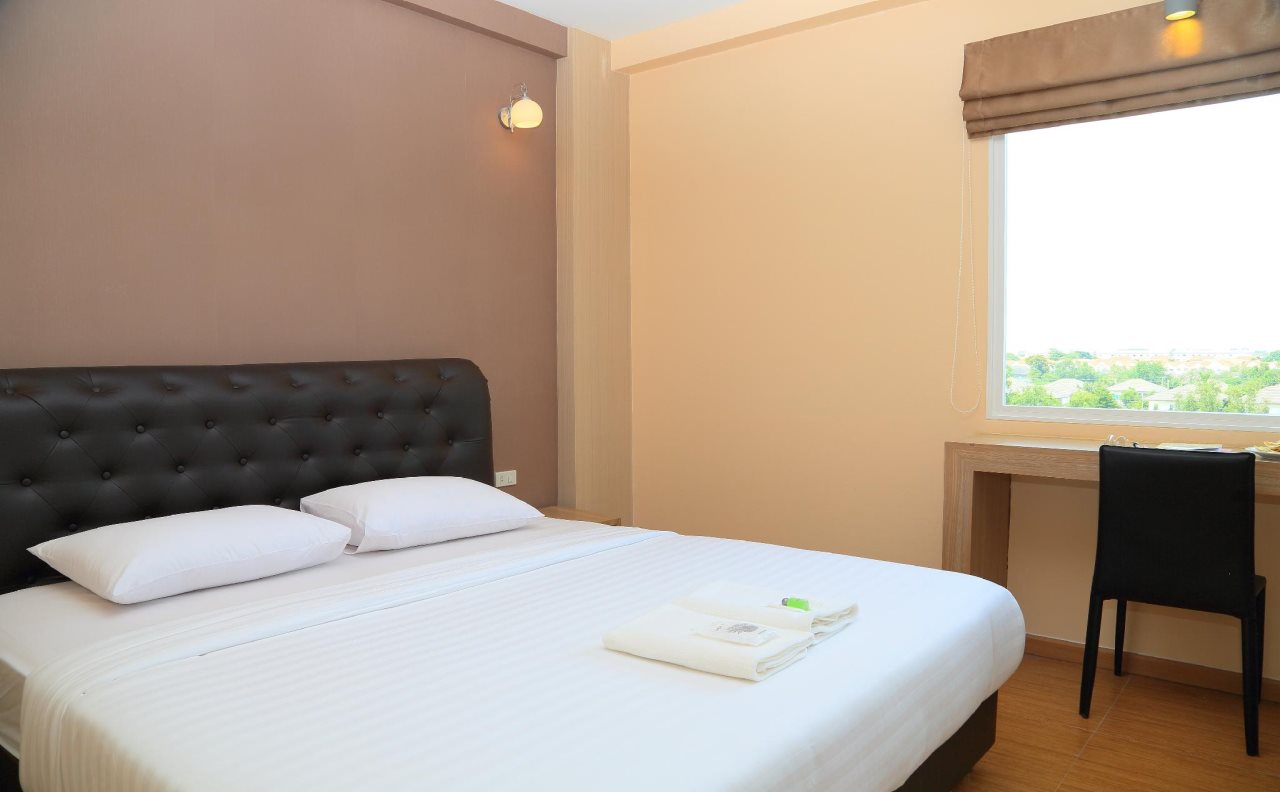 Triple Trees Hotel — Pathum Thani — photo 2