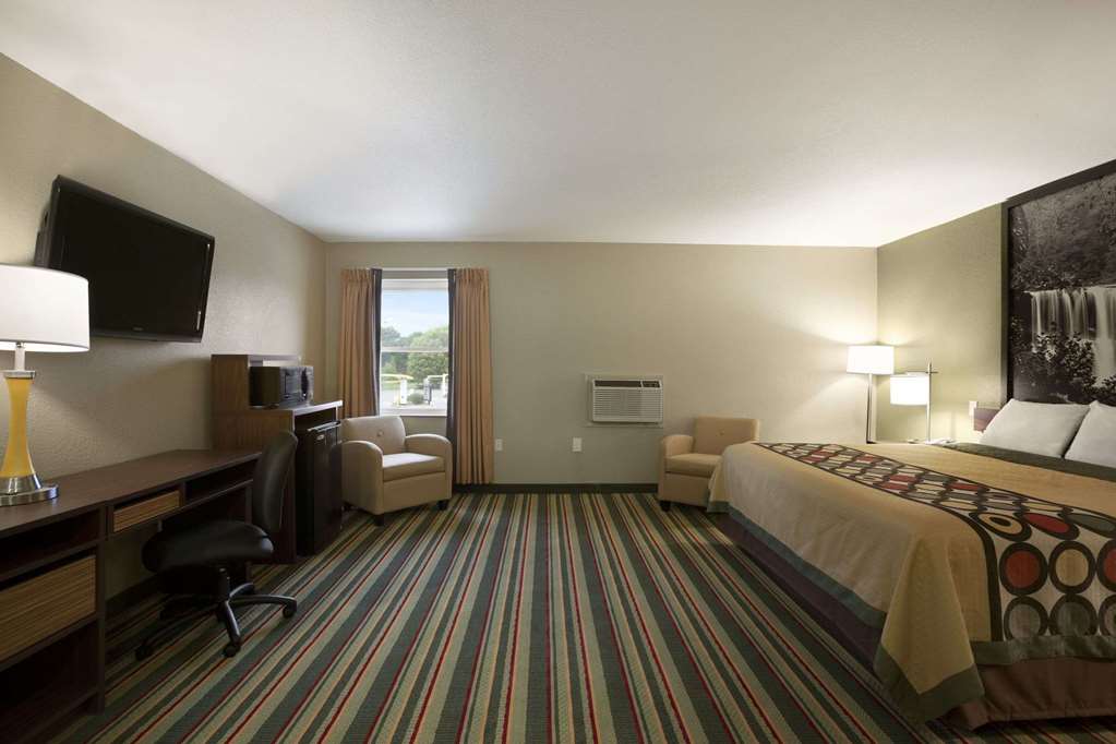 Super 8 by Wyndham Tuscola - photo 12