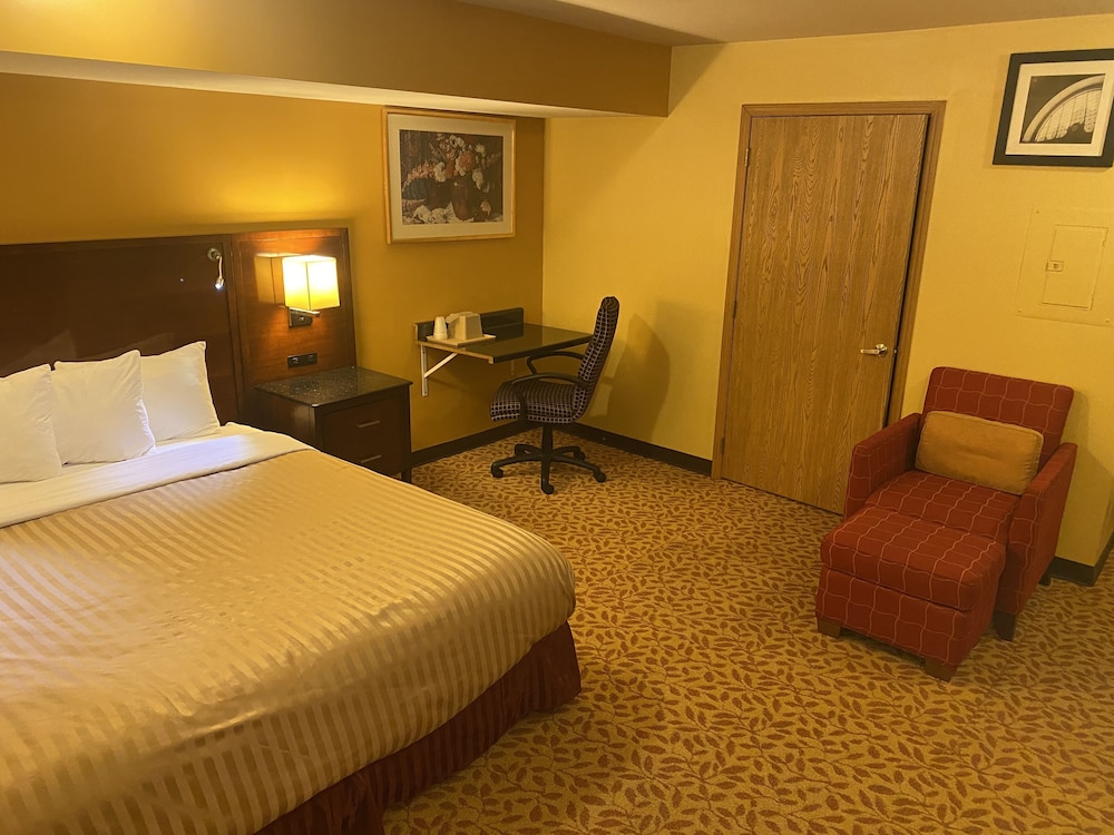 Regal Inn Coffeyville - photo 2