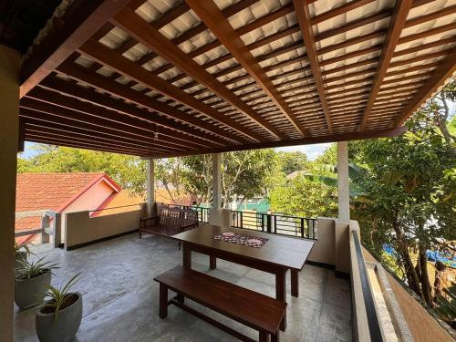 Serenique Heaven — 4-Star Luxury Hotel in Hikkaduwa, Sri Lanka