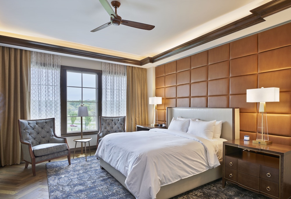 The Inn at Meadowbrook - photo 9