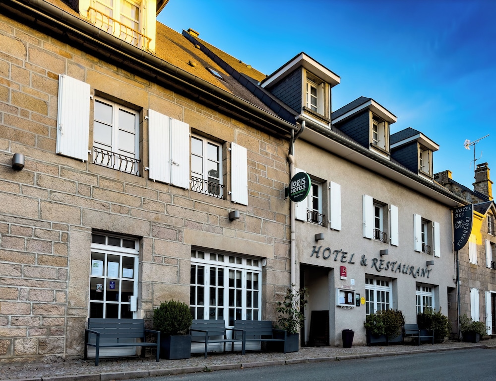 Logis Hotel Restaurant des Voyageurs in Limoges, France