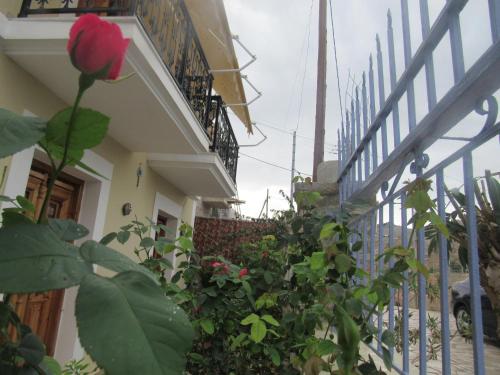 Chryssa Rooms — Symi — photo 4