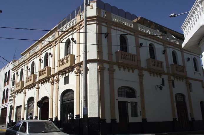 Los Balcones de Bolognesi
