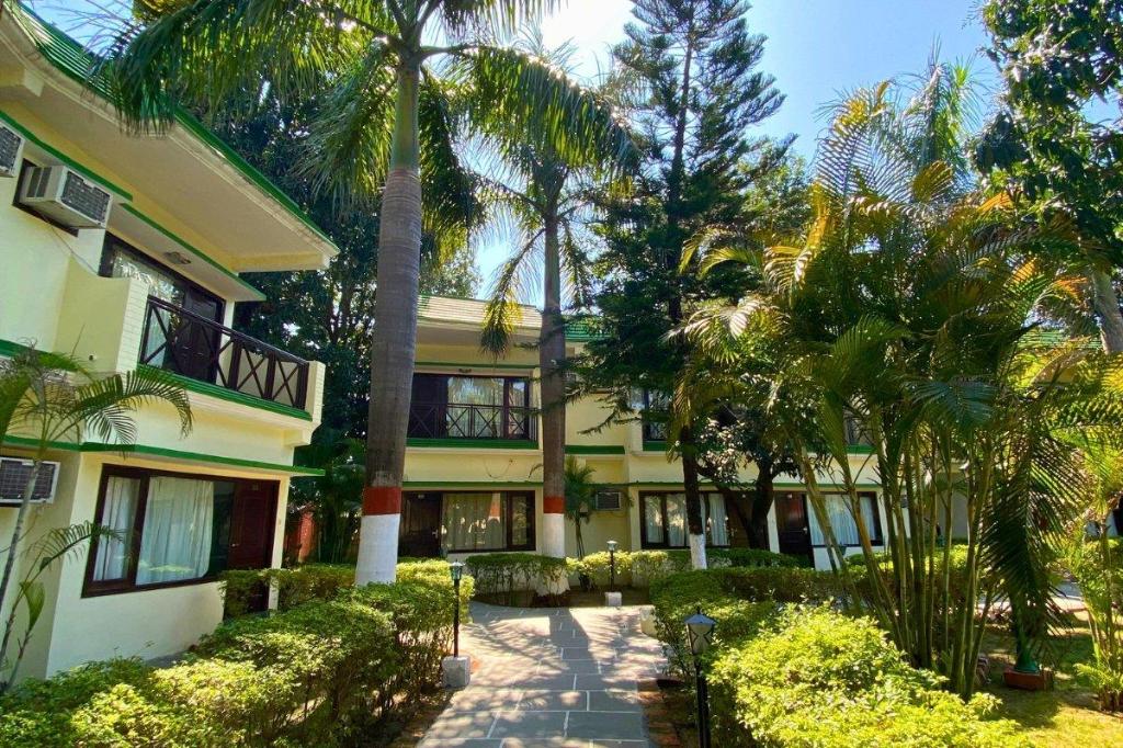 Maya The Forest Resort - carbon neutral hotel in Ramnagar