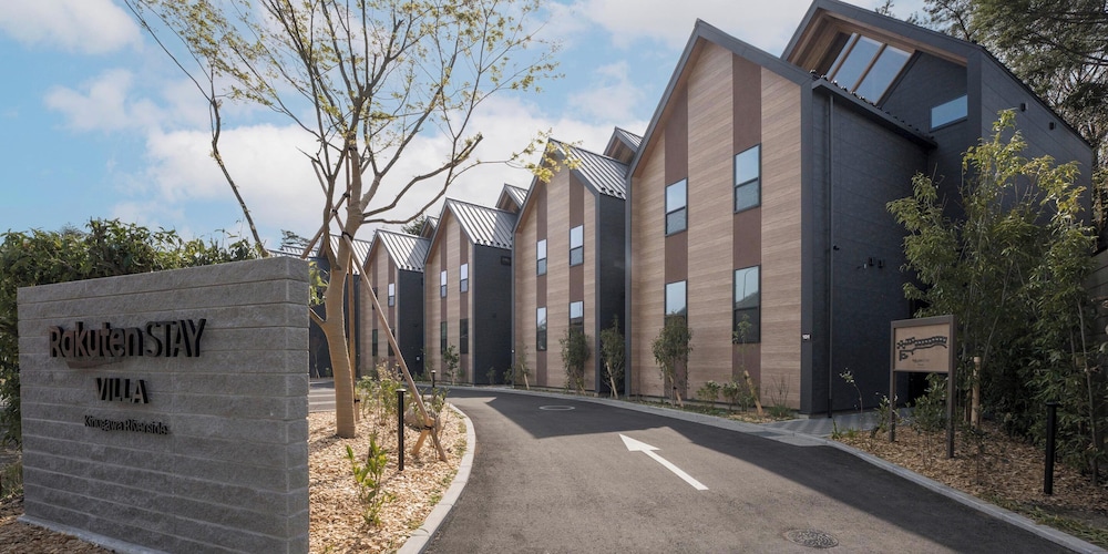 Rakuten STAY VILLA Kinugawa Riverside — 4-Star Luxury Hotel in Nikko, Japan