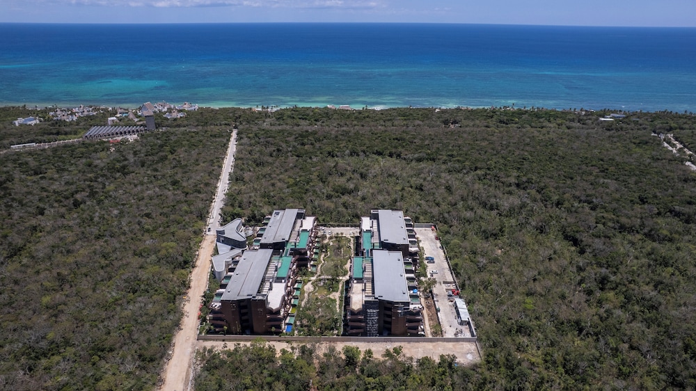 Amira District - carbon neutral hotel in Tulum