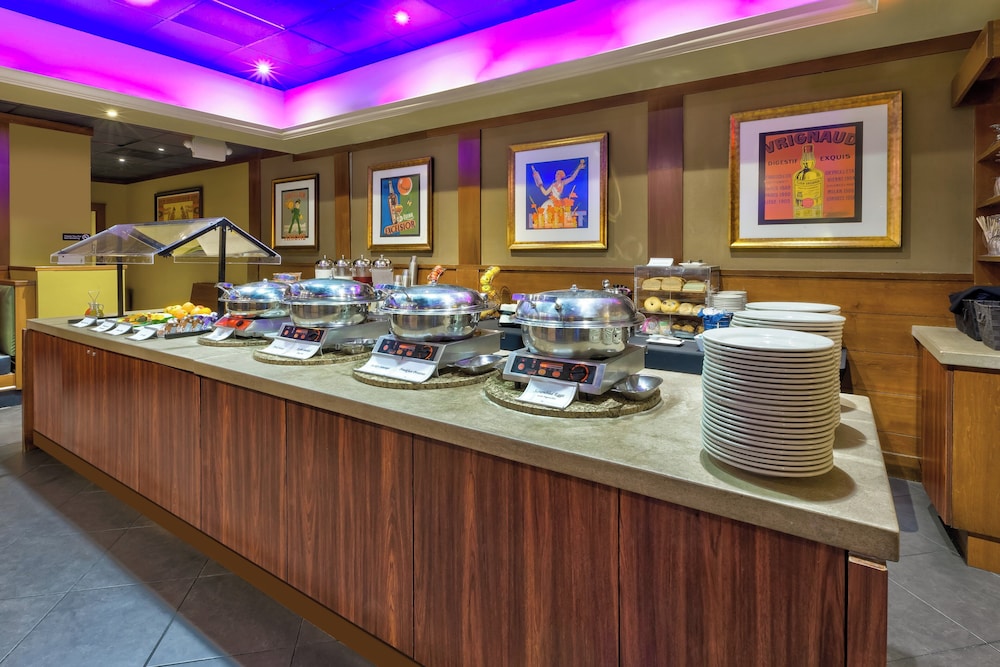 Crowne Plaza Dulles Airport by IHG - photo 86