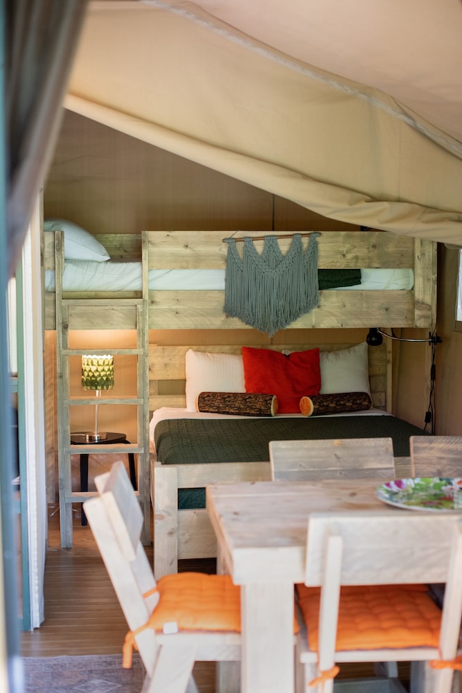 Emberglow Outdoor Resort - photo 66