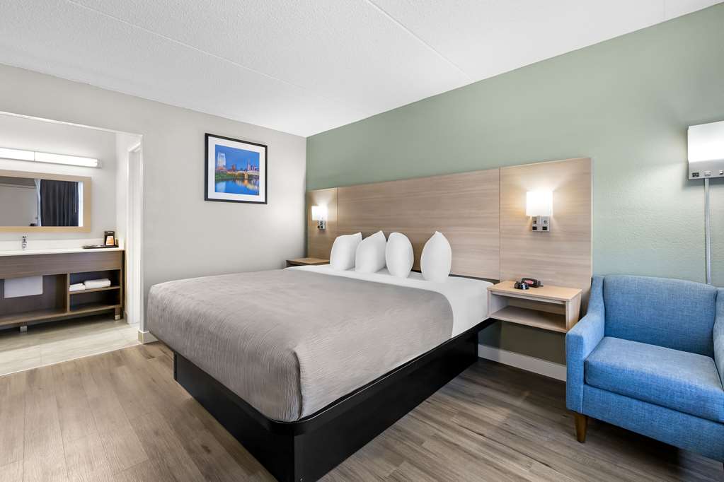 Quality Inn Nashville Opryland Area - photo 11