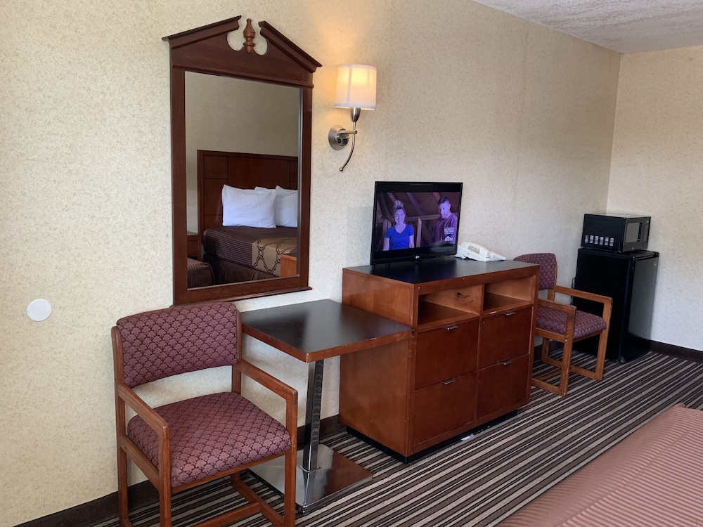 Buena Park Inn - photo 9