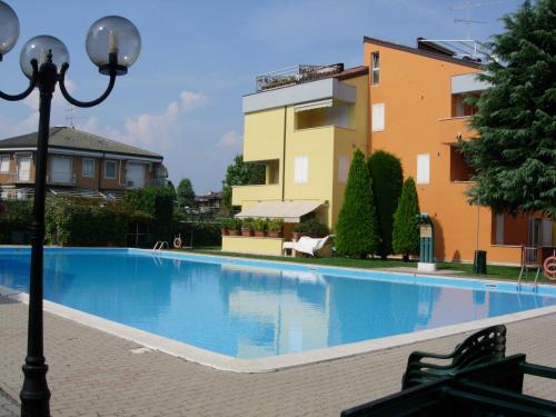 Appartamento Garden Ville by Elena monolocale — 4-Star Luxury Hotel in Sirmione, Italy
