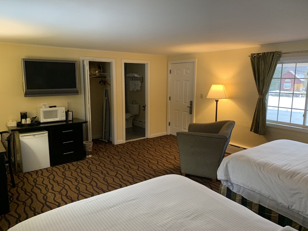 Four Winds Country Motel - photo 16