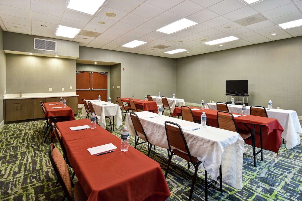 Homewood Suites by Hilton Ocala at Heath Brook - photo 27