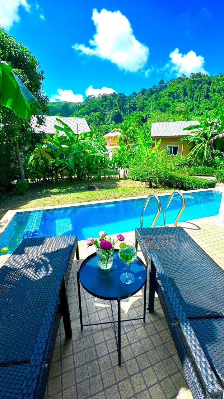 Peaceful Retreat Villa by Nai Thon beach — 4-Star Luxury Hotel in Suwannaphum, Thailand
