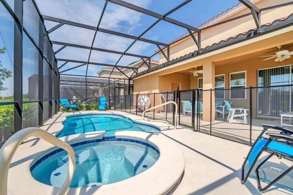 Luxury 6 Bed Private Pool Home In Solterra Resort 6 Bedroom Home by RedAwning - photo 33