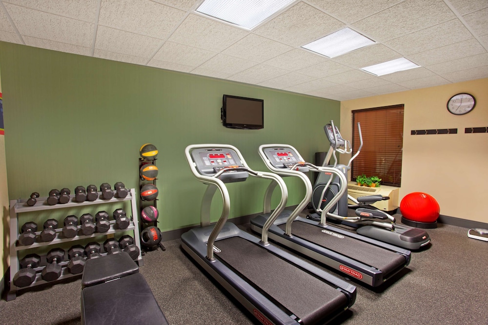 Hampton Inn Sidney - photo 23
