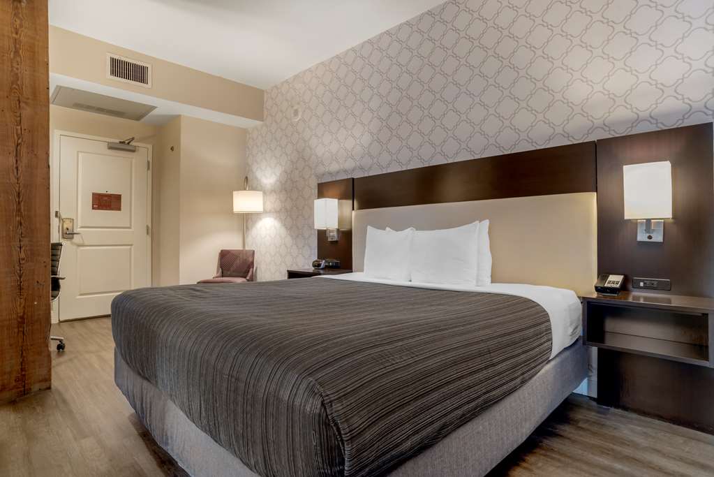 Best Western Plus St. Christopher Hotel - photo 11