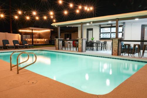 Sundown@OldTown Pool Cabana Bar in Scottsdale, United States