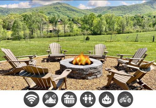 Wearadise Mountain Views Home with Hot Tub — 4-Star Luxury Hotel in Sevierville, United States