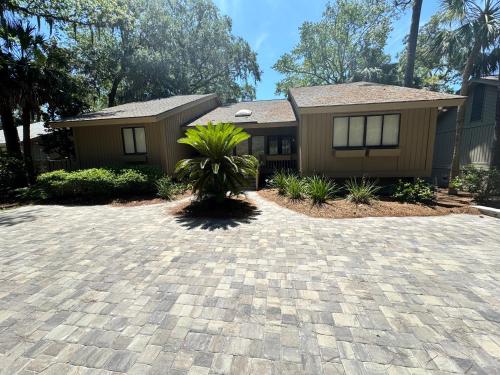 25 St George - carbon neutral hotel in Hilton Head Island