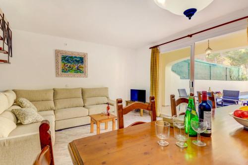 Beach Villa Can Bauza by Sealand Villas — 4-Star Luxury Hotel in Pollenca, Spain