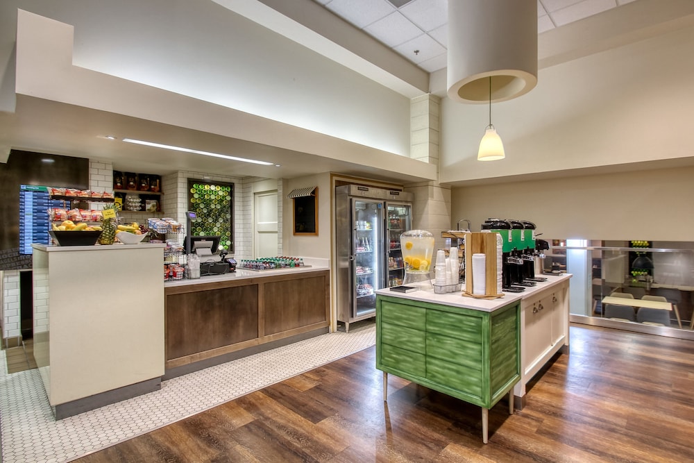 Holiday Inn Hotel & Suites Atlanta Airport North by IHG - photo 42