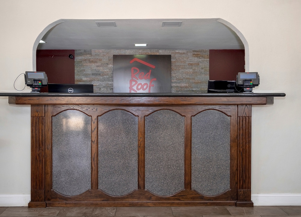 Red Roof Inn & Suites Oxford - photo 8