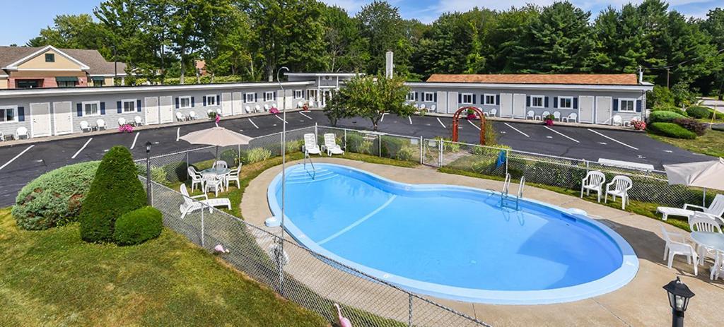 The Saco Motel - photo 16